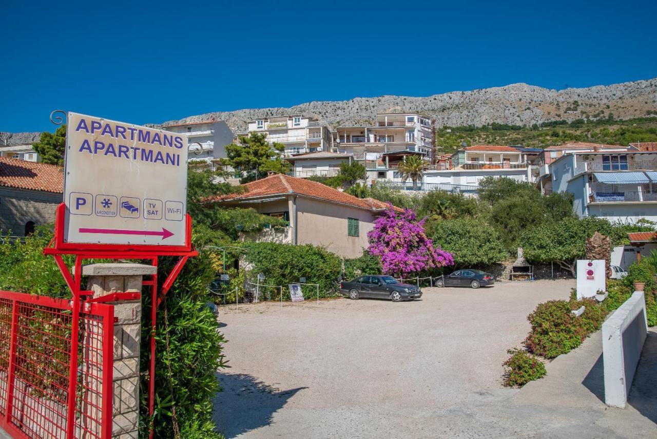 Apartments By The Sea Sumpetar, Omis - 2808 Exterior foto