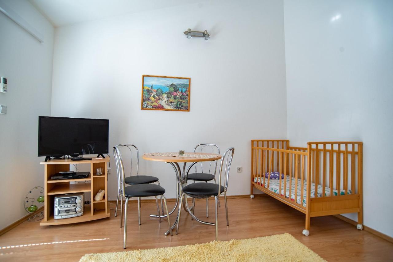 Apartments By The Sea Sumpetar, Omis - 2808 Exterior foto
