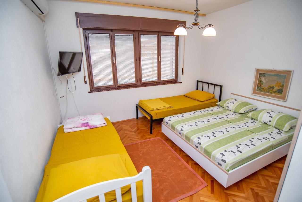 Apartments By The Sea Sumpetar, Omis - 2808 Exterior foto