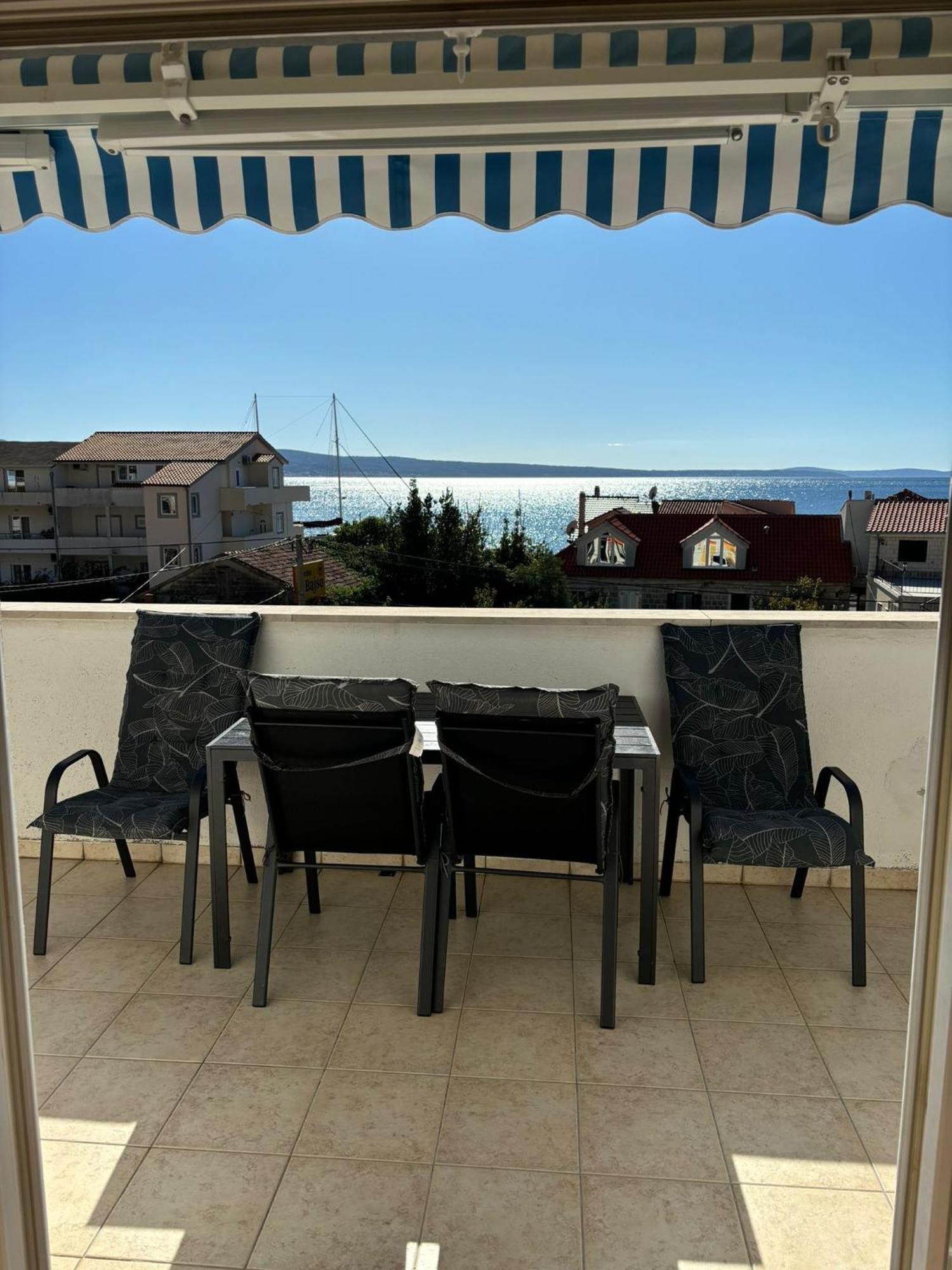 Apartments By The Sea Sumpetar, Omis - 2808 Exterior foto